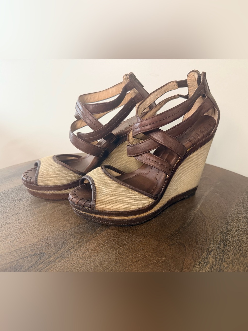 Frye Corrina Tan Canvas Cross Stitch Wedges Size 8